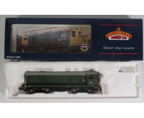 A Bachmann Branch-Line OO-Gauge 32-028 Class 20 Diesel D8134 BR Green with indicator boxes, boxed as new 