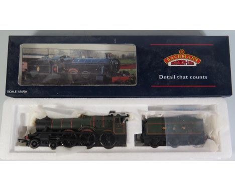 A Bachmann Branch-Line OO-Gauge 31-777 Modified Hall 6962 Soughton Hall GW Lined Green, boxed as new 