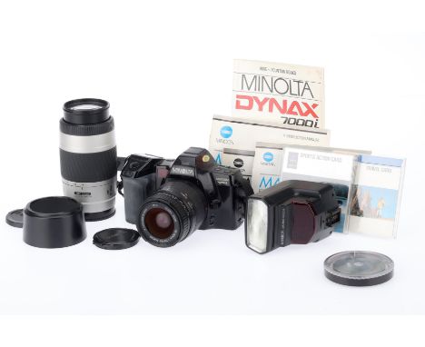 A Minolta Maxxum 7000i Camera Outfit, comprising a Maxxum 7000i, black, body G, working with battery inserted, with f/3.5-5.6