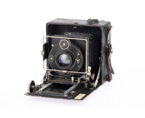 A Meyer Hugo Gorlitz Silar Folding Camera, black, body F-G, bellows extend but not light tested, with Plasmatlinse f/11 23cm 