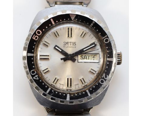Smiths, a stainless steel manual wind day/date gentleman's wristwatch, 17 jewels, 5 ATM, 38mm, later bracelet. Working when c