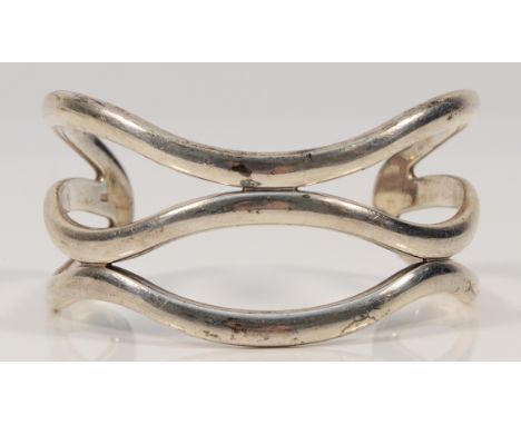 Emporio Armani, a 925 silver cuff bangle, wave design, 58mm, 51g