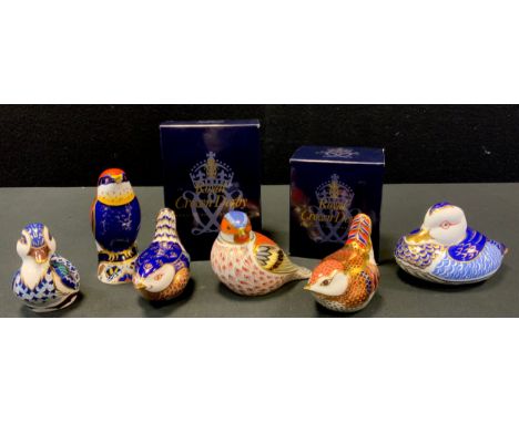 A Royal Crown Derby Paperweight Duck, another Sitting Duckling, both boxed;  others Bee-Eater;  Derby Wren;  Chaffinch;  Wren