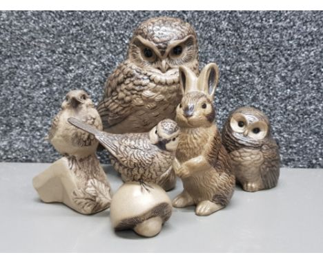 Total of 5 Poole pottery animal figures, includes 2x Owls, rabbit &amp; 2x sparrows, signed or with initials to base (large o