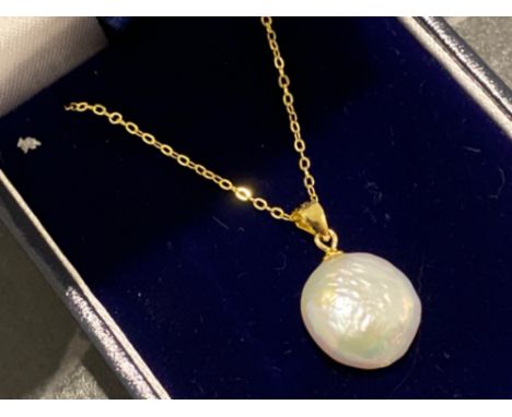 Silver 925 gilt chain &amp; Pearl pendant