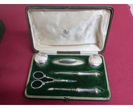 Cased Mappin &amp; Webb silver manicure set, Birmingham 1914 