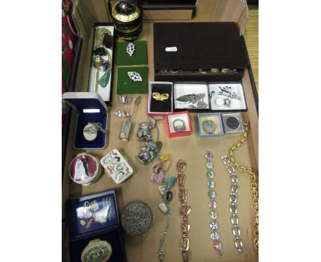 Quantity of costume jewellery including a brass and enamel deco style oval broch, and a silver bookmark (AF) other decorative