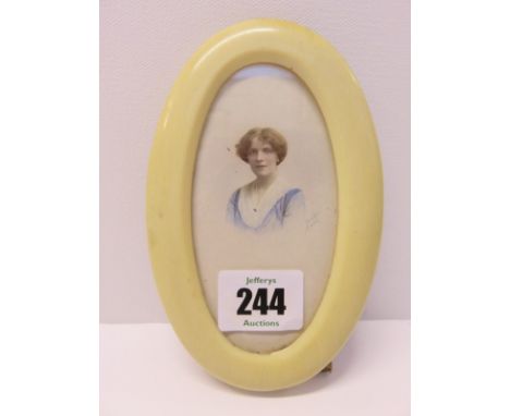 MINIATURE PORTRAIT FRAME, oval ivorine easel photo frame