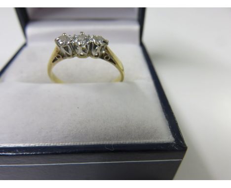 3 STONE DIAMOND RING, 18ct yellow gold 3 stone diamond ring, size K/L