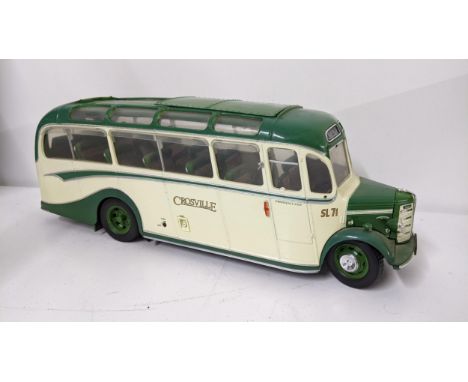 An Original Classics 1:24 scale model of a Bedford CoachLocation: 