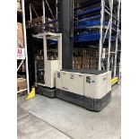 Crown Turret Truck, Model #30TSP, S/N #1A374006, Hours 5376, Mast Height 399''