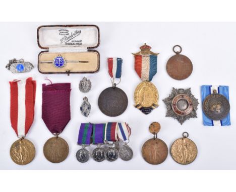 Various WW1 Town Victory / Peace Medals, including RAOB gilt and enamel medal, Borough of Bethnal Green medal, Hythe town pea