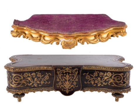 A Georgian shaped boulle tortoiseshell and brass clock stand: the serpentine shaped stand of green tortoiseshell inlaid with 
