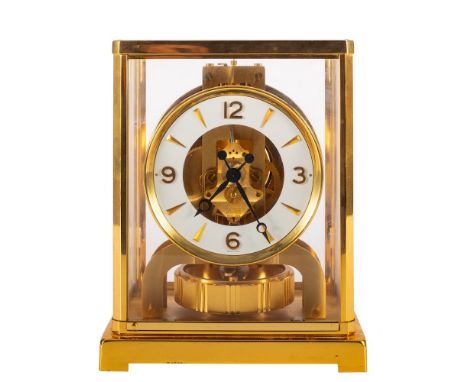 Jaeger-LeCoultre Atmos mantel clock: the front of the caliber 528-8 movement stamped Jaeger-LeCoultre, Atmos, Swiss Made, wit