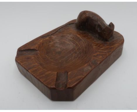 Robert Mouseman Thompson - adzed oak ashtray carved with signature mouse D10cm 