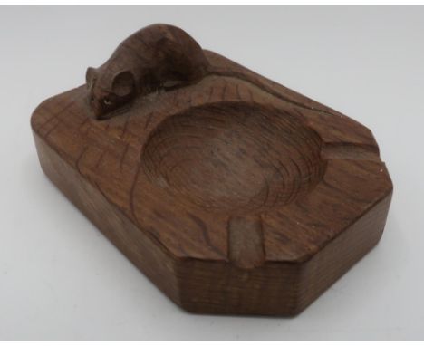 Robert Mouseman Thompson - adzed oak ashtray with carved signature mouse, D10cm 