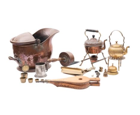 A small quantity of domestic metalware, 19th and early 20th century; including a copper coal scuttle, of helmet form, 28cm hi