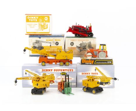 Dinky Toy Construction Vehicles, 279 Aveling-Barford Diesel Roller, 571 Coles Mobile Crane, 561 Blaw Knox Bulldozer, 972 20-T