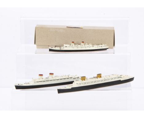 Mercator 1:1250 Waterline Ship Models, Conte di Savoia, Passenger Ship, 1932, No M513, with spares, Bremen IV, Passenger Ship