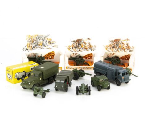 Military Diecast, including Crescent Toys No.1249 18-Pounder Field Gun (2), No.1250 25-Pounder Field Gun, Solido 203 Renault 