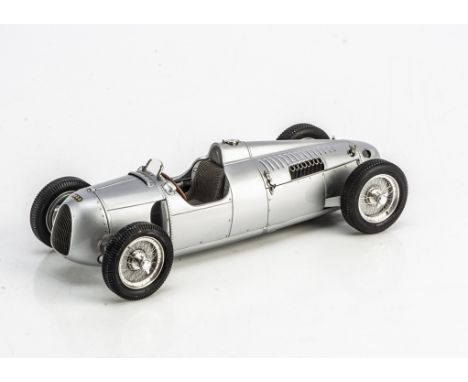 A CMC 1:18 Auto Union Typ C 1936-1937, M-034, in original box with hang tag and cloth, VG-E, rubber straps for hood and engin