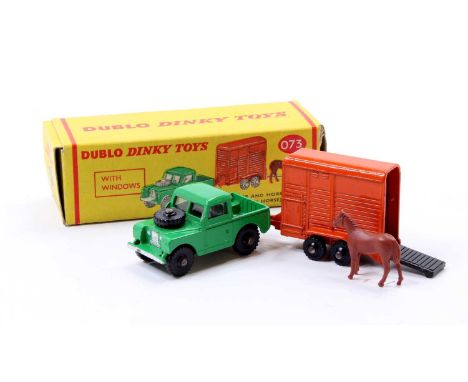 Dublo Dinky Toys 073 Land Rover and horse trailer, Land Rover with black treaded wheels as has the trailer, black ramp, with 