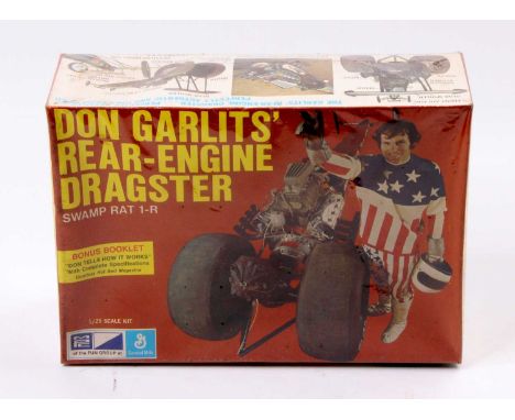 M.P.C 1.25 scale Don Garlits’Swamp Rat’ 1-R Rear Engined Fuel Rail Dragster inc bonus D.Garlits/’Hot Rod’ booklet. 1971 issue