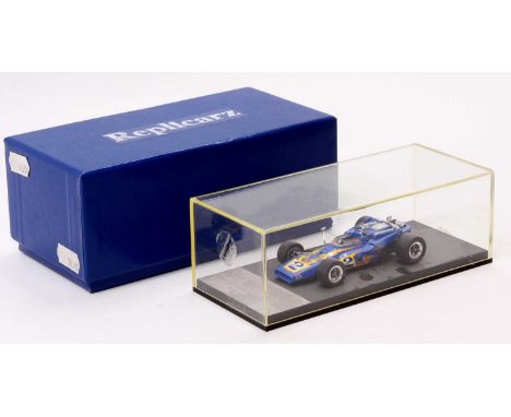 Replicarz R43004 1/43rd scale model of the 1970 Indianapolis Winner Al Unser Sr, housed in the original box with perspex case