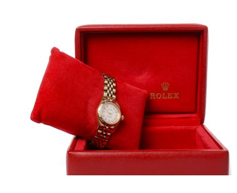 LADY'S ROLEX EIGHTEEN CARAT GOLD OYSTER PERPETUAL CHRONOMETER WRIST WATCHthe round mother of pearl dial with applied diamond 