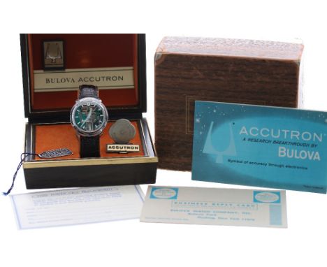 Bulova Accutron M3 Spaceview stainless steel gentleman's wristwatch, circa 1963, case no. 463xxx, skeletonised dial with lumi