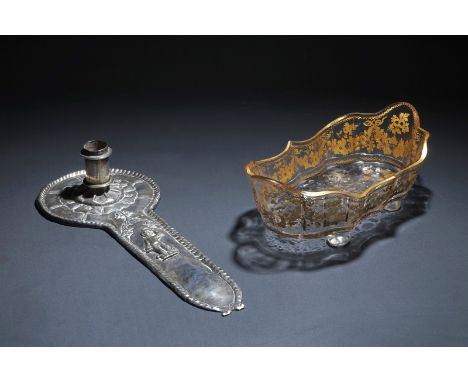 A Spanish silver candle stick and a partial gilt glass bowl, 18/19th C. L.: 32,5 cm - H.: 5,8 cm (the candlestick)Dim.: 24,5 