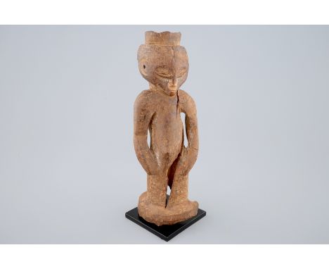An African carved wood fetish figure on stand, Kanyok, Congo, mid 20th C. H.: 31 cm Condition reports and high resolution pic