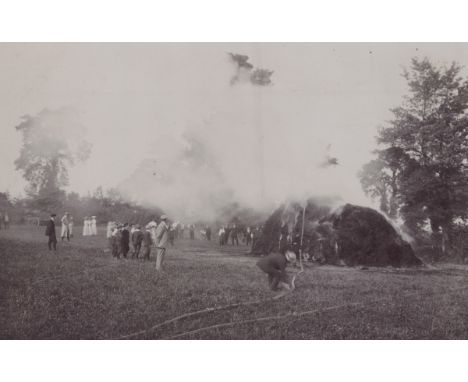 A collection of approximately 118 postcards, the majority topographical views of the Midlands, including photographic postcar
