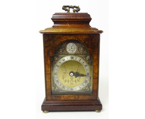 Early to Mid 20th Century English Elliott London Burl Walnut Carriage Clock. Signed. Good Condition. Appears to be running. T