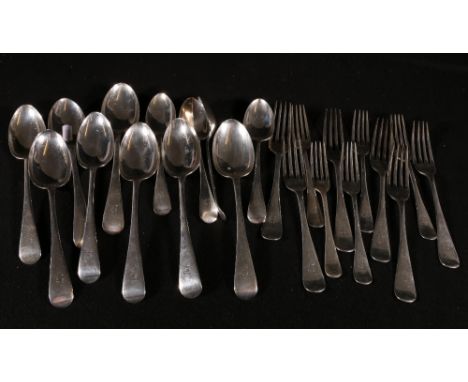 Edwardian silver part service initialled "S", Cooper Brother, Sheffield 1903, comprising eight table forks, six table spoons,