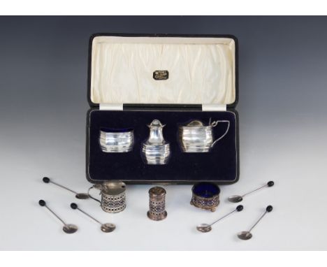 A cased George V silver cruet set, S Blanckensee &amp; Son Ltd, Birmingham 1923, comprising; a wet mustard, open salt and pep