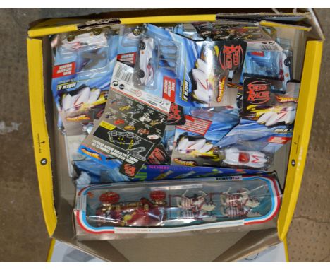 BOX CONTAINING VARIOUS MODELS, CORGI ETC    
