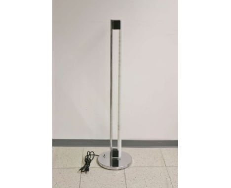 Eileen GRAY (1878-1976), Tube Light floor lamp, Stahl (chrome-plated). Ed. ClassiCon, Ireland / Germany, 1927 / c.1995, ca. 1