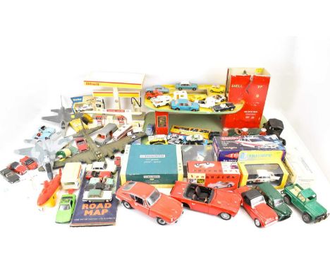 A quantity of diecast vehicles, some boxed, to include cars, caravans, Lansdowne models, Vanguards, a boxed Z Victor 4 talkin