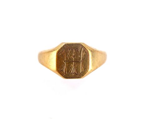 A gentlemen's 9ct gold signet ring with flat top, engraved with initials 'TH', size T, approx. 4.7g.