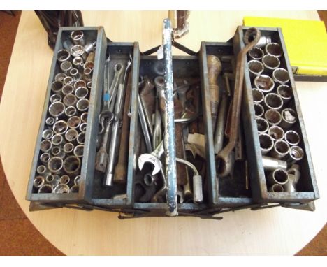 Toolbox and content
