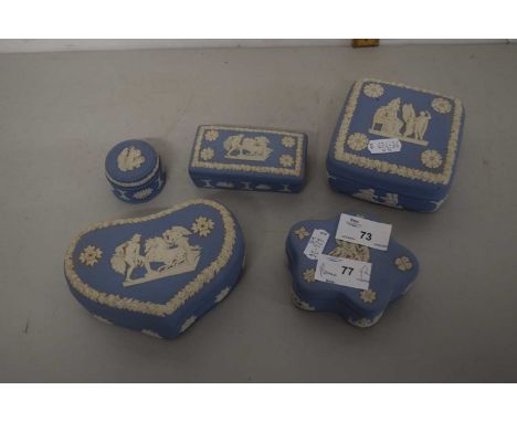 Quantity of Wedgwood blue jasperware trinket boxes