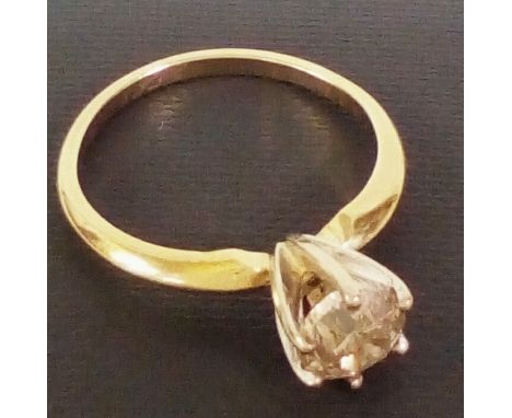 1ct Solitaire diamond ring on a 18ct gold band. Round brilliant cut diamond (5.73mm Diameter 4.5cm depth. Colour assessed as 