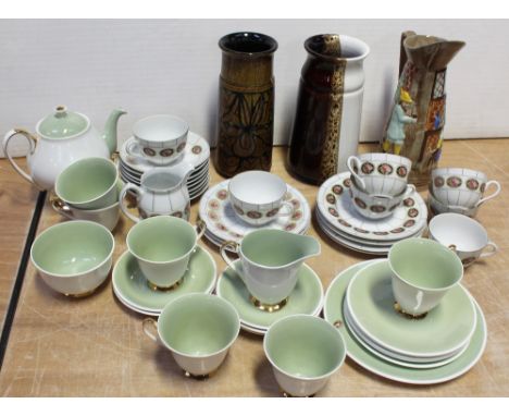 A collection of teaware to include a Czechoslovakia Edwardian style part tea service comprising seven cups, eight saucers, si