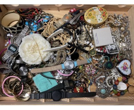 A box of mixed costume jewellery