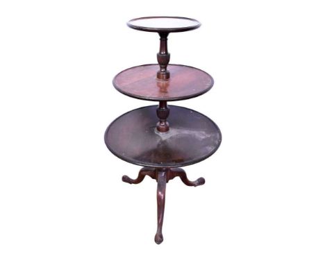 George III mahogany three tier dumb waiter, with three graduated dished tiers, on tripod cabriole legs and pointed pad feet, 