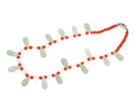 Early 20th century Chinese jade and coral bead necklace with pear shape jade beads interspaced by coral and crystal beads, to