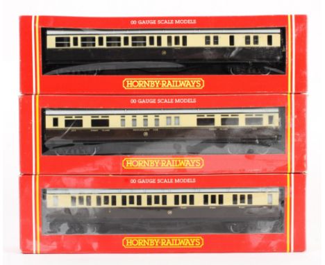 Three Hornby Railways OO gauge Great Western Railway coaches. Comprising 'Composite Restaurant Car' R.458, 'Composite Coach' 