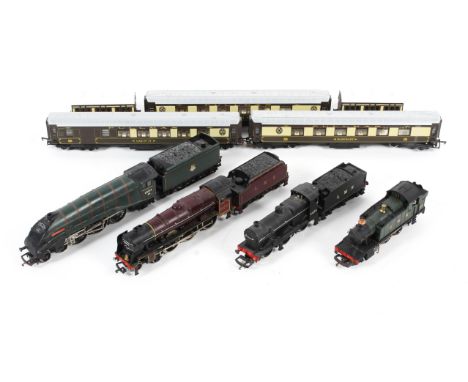 An assortment of OO gauge locomotives, tenders and coaches. Including a Mainline London Midland Service train and tender '610
