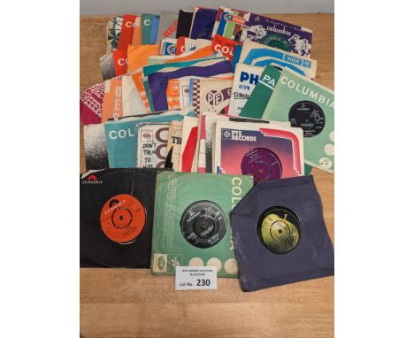Records: Collection of 1960s singles including The Rollings Stones, Jimi Hendrix, etc.; (80+).